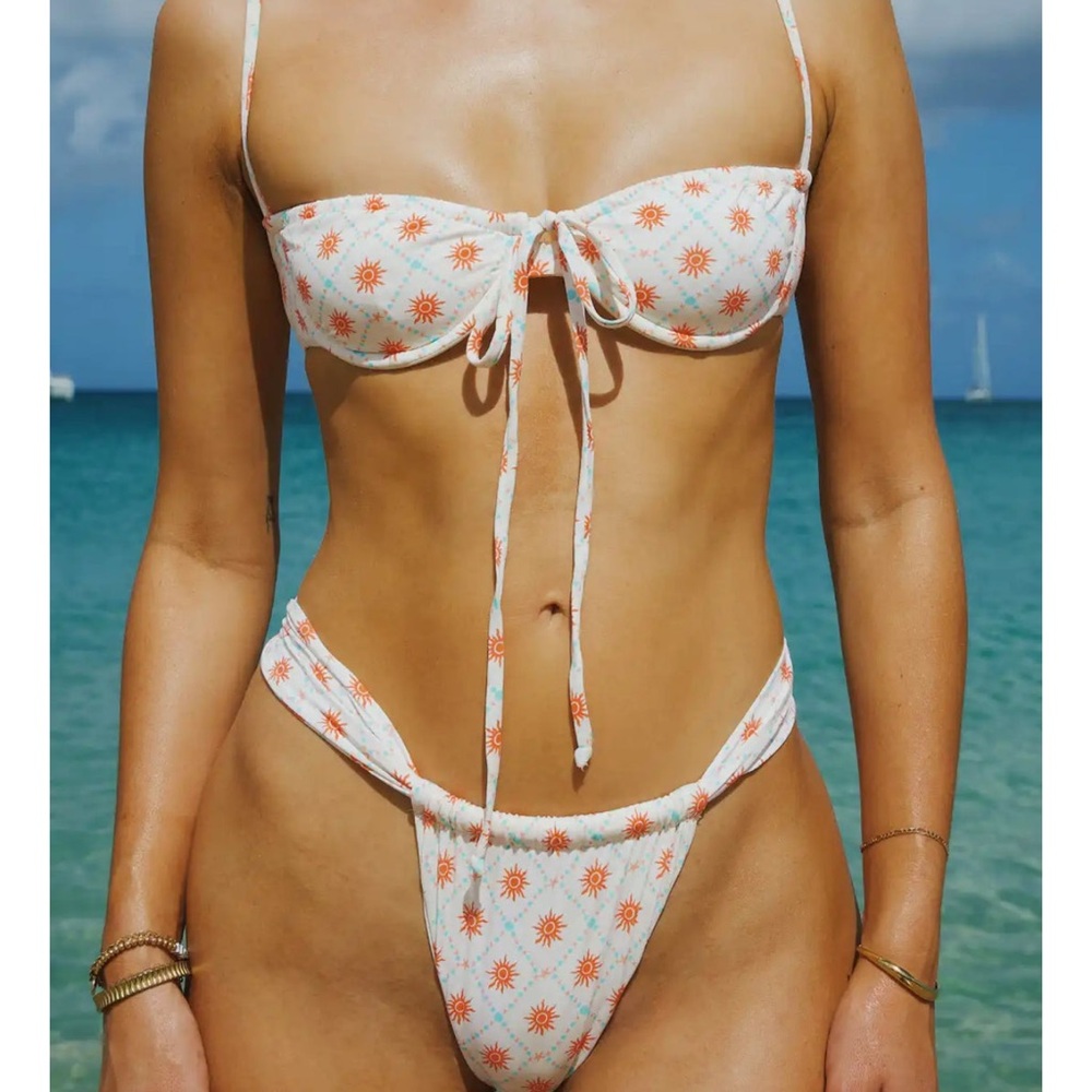 Sunburst Bikini top